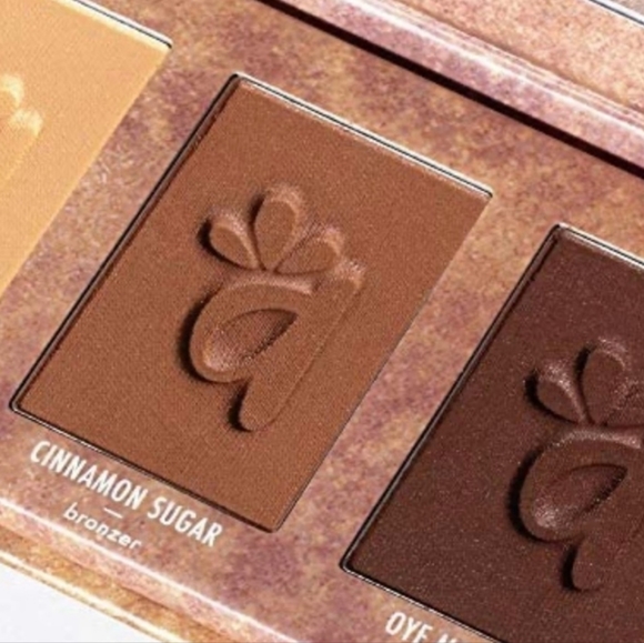 New! Alamar Hydrating Complexion Trio Dark-Rich - Picture 3 of 5